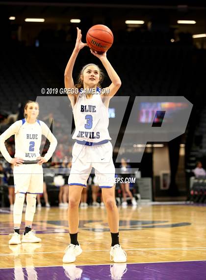 Thumbnail 2 in Davis vs St. Francis (@ Golden 1 Center) photogallery.
