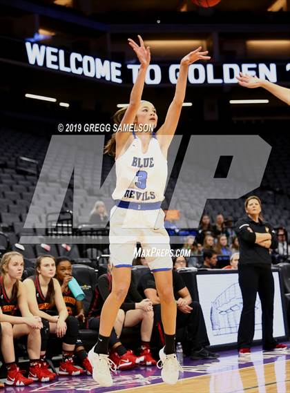 Thumbnail 3 in Davis vs St. Francis (@ Golden 1 Center) photogallery.