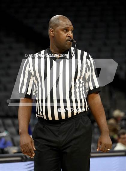 Thumbnail 1 in Davis vs St. Francis (@ Golden 1 Center) photogallery.