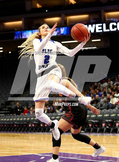 Thumbnail 2 in Davis vs St. Francis (@ Golden 1 Center) photogallery.
