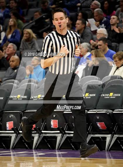 Thumbnail 2 in Davis vs St. Francis (@ Golden 1 Center) photogallery.