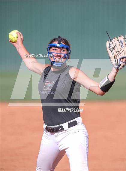 Thumbnail 1 in Moore @ Mustang photogallery.