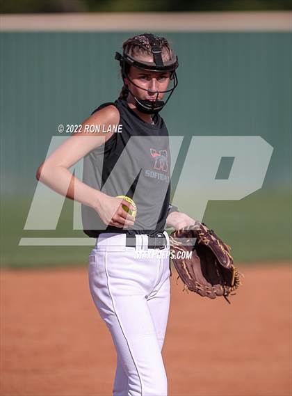 Thumbnail 1 in Moore @ Mustang photogallery.