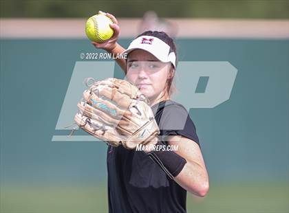 Thumbnail 1 in Moore @ Mustang photogallery.