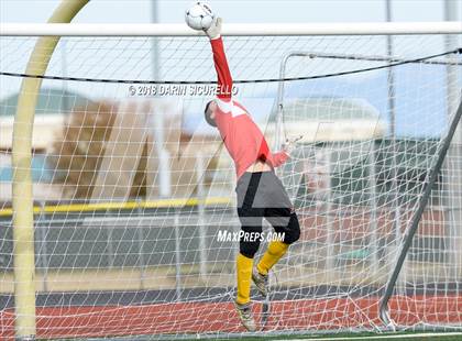 Thumbnail 3 in Chandler vs. Gilbert (Coyote Classic Tournament) photogallery.