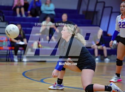 Thumbnail 3 in Maplesville @ Chilton County photogallery.