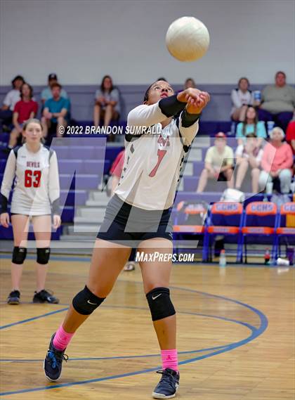 Thumbnail 1 in Maplesville @ Chilton County photogallery.