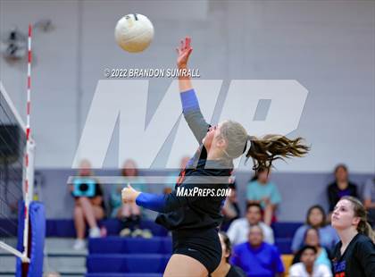 Thumbnail 1 in Maplesville @ Chilton County photogallery.