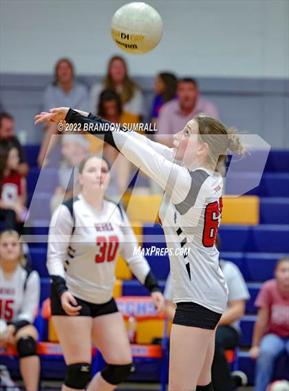 Thumbnail 3 in Maplesville @ Chilton County photogallery.