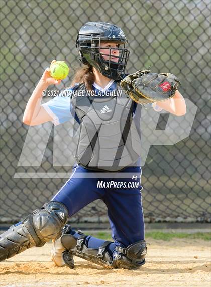Thumbnail 3 in Poly Prep Country Day @ Xaverian photogallery.