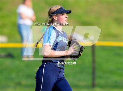 Thumbnail 3 in Poly Prep Country Day @ Xaverian photogallery.
