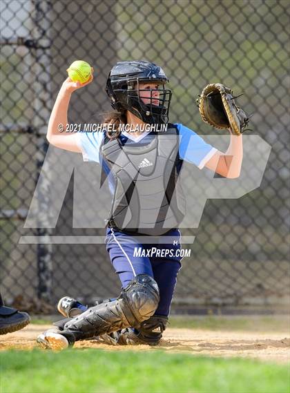 Thumbnail 1 in Poly Prep Country Day @ Xaverian photogallery.