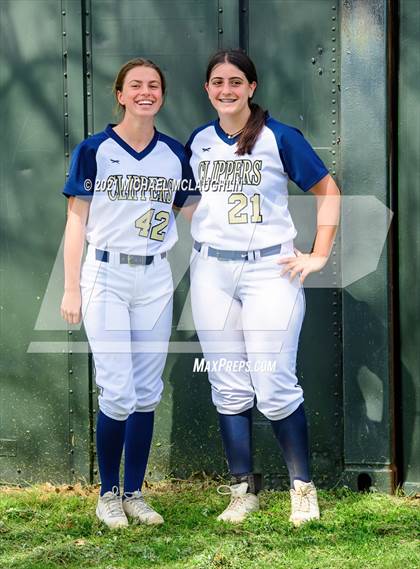Thumbnail 2 in Poly Prep Country Day @ Xaverian photogallery.