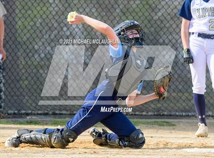 Thumbnail 3 in Poly Prep Country Day @ Xaverian photogallery.