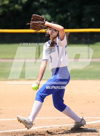 Thumbnail 2 in Hopedale vs. Millbury (MIAA Division 3 Central Final) photogallery.