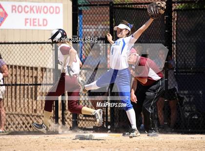 Thumbnail 2 in Hopedale vs. Millbury (MIAA Division 3 Central Final) photogallery.