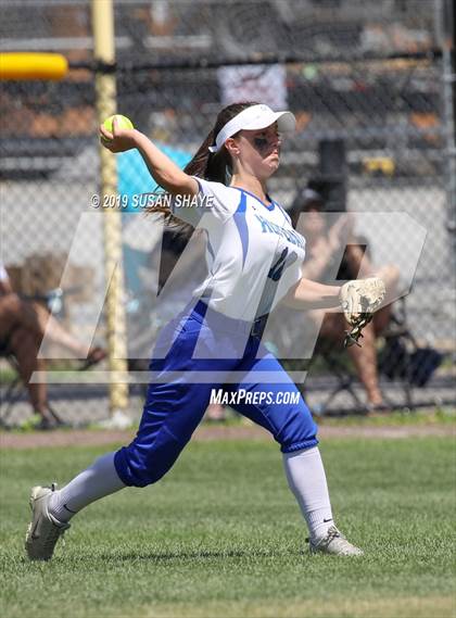 Thumbnail 3 in Hopedale vs. Millbury (MIAA Division 3 Central Final) photogallery.