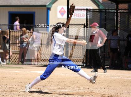 Thumbnail 2 in Hopedale vs. Millbury (MIAA Division 3 Central Final) photogallery.