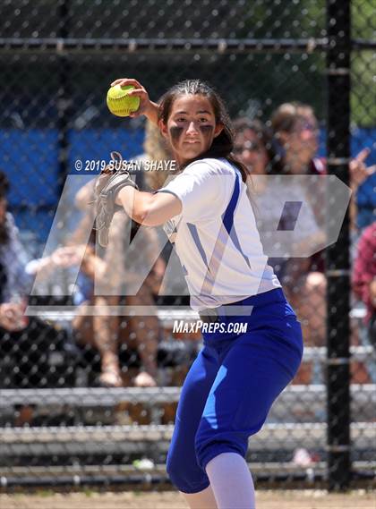 Thumbnail 3 in Hopedale vs. Millbury (MIAA Division 3 Central Final) photogallery.