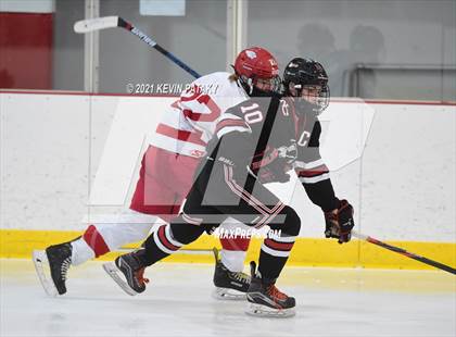 Thumbnail 1 in New Canaan @ Greenwich (FCIAC D1 Final) photogallery.