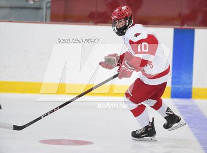 Thumbnail 3 in New Canaan @ Greenwich (FCIAC D1 Final) photogallery.