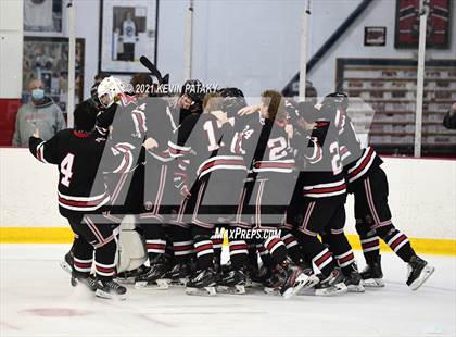 Thumbnail 2 in New Canaan @ Greenwich (FCIAC D1 Final) photogallery.