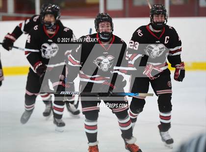 Thumbnail 2 in New Canaan @ Greenwich (FCIAC D1 Final) photogallery.
