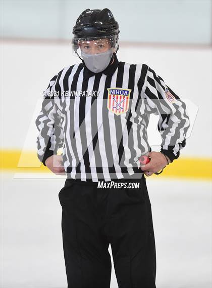 Thumbnail 2 in New Canaan @ Greenwich (FCIAC D1 Final) photogallery.