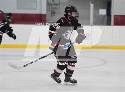 Thumbnail 1 in New Canaan @ Greenwich (FCIAC D1 Final) photogallery.