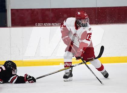 Thumbnail 1 in New Canaan @ Greenwich (FCIAC D1 Final) photogallery.