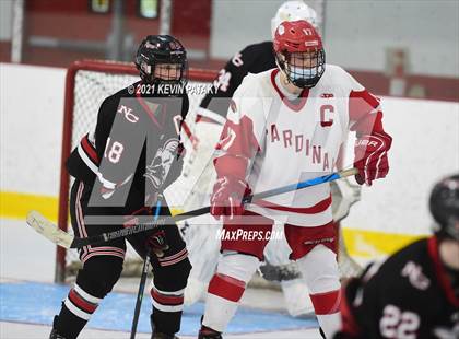 Thumbnail 1 in New Canaan @ Greenwich (FCIAC D1 Final) photogallery.