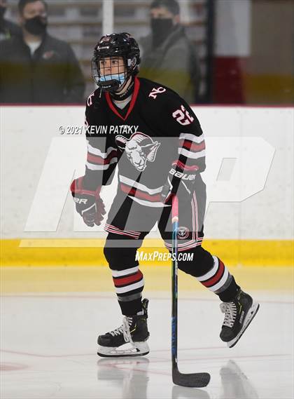 Thumbnail 3 in New Canaan @ Greenwich (FCIAC D1 Final) photogallery.