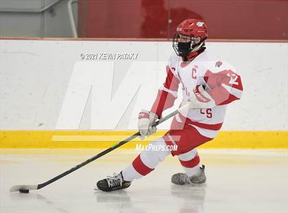 Thumbnail 1 in New Canaan @ Greenwich (FCIAC D1 Final) photogallery.