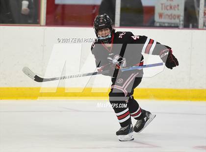 Thumbnail 2 in New Canaan @ Greenwich (FCIAC D1 Final) photogallery.