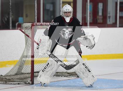Thumbnail 2 in New Canaan @ Greenwich (FCIAC D1 Final) photogallery.