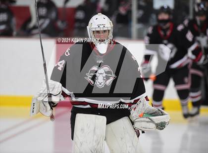 Thumbnail 1 in New Canaan @ Greenwich (FCIAC D1 Final) photogallery.