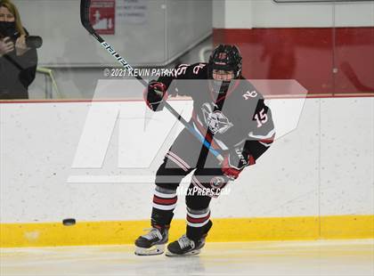 Thumbnail 1 in New Canaan @ Greenwich (FCIAC D1 Final) photogallery.