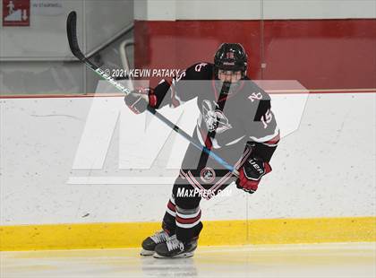 Thumbnail 2 in New Canaan @ Greenwich (FCIAC D1 Final) photogallery.