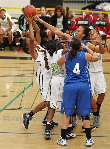 Thumbnail 3 in Olympian vs. San Diego (So Cal Holiday Classic) photogallery.