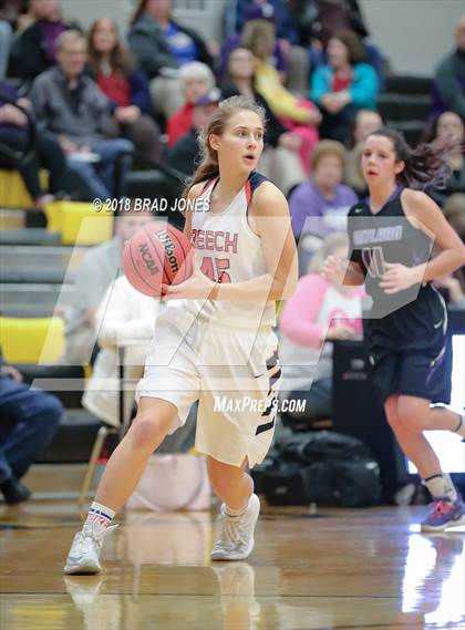 Thumbnail 2 in Beech vs Portland (TSSAA District 9-AAA Quarterfinal) photogallery.