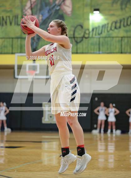 Thumbnail 3 in Beech vs Portland (TSSAA District 9-AAA Quarterfinal) photogallery.