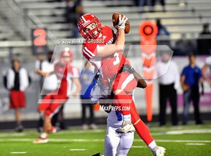 Thumbnail 2 in Paul Pewitt vs. Harmony (UIL 3A Bi-District) photogallery.