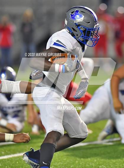 Thumbnail 2 in Paul Pewitt vs. Harmony (UIL 3A Bi-District) photogallery.