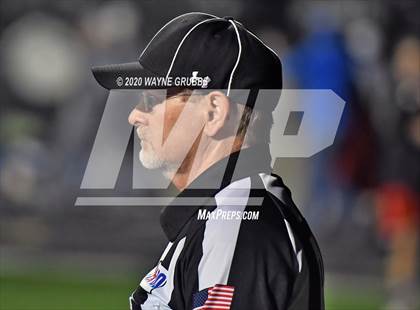 Thumbnail 2 in Paul Pewitt vs. Harmony (UIL 3A Bi-District) photogallery.