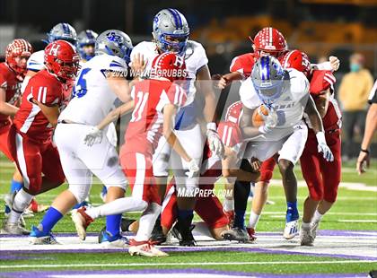 Thumbnail 3 in Paul Pewitt vs. Harmony (UIL 3A Bi-District) photogallery.