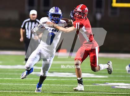 Thumbnail 1 in Paul Pewitt vs. Harmony (UIL 3A Bi-District) photogallery.