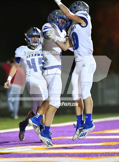 Thumbnail 1 in Paul Pewitt vs. Harmony (UIL 3A Bi-District) photogallery.