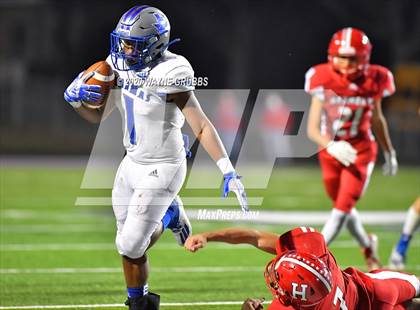 Thumbnail 2 in Paul Pewitt vs. Harmony (UIL 3A Bi-District) photogallery.