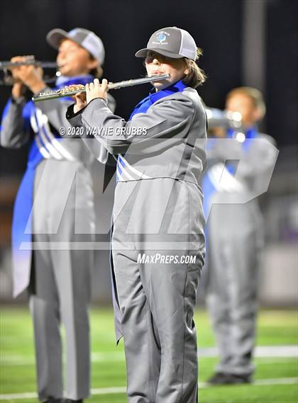 Thumbnail 1 in Paul Pewitt vs. Harmony (UIL 3A Bi-District) photogallery.