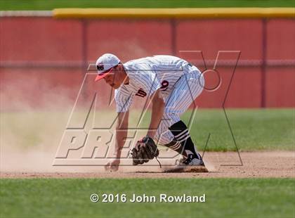 Thumbnail 3 in Huntley vs. Grant (IHSA 4A Sectional Final) photogallery.